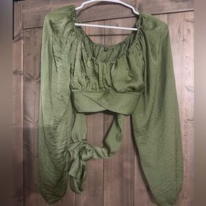 Elegant Green Women's Cropped Silky Blouse